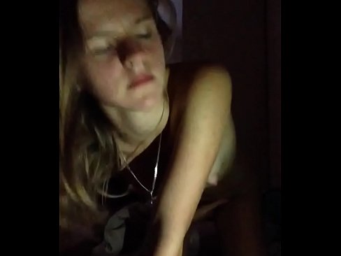 ❤️ Một cô gái thủ dâm và cums Video sex ở% vi.cassino-vulkan646.ru%